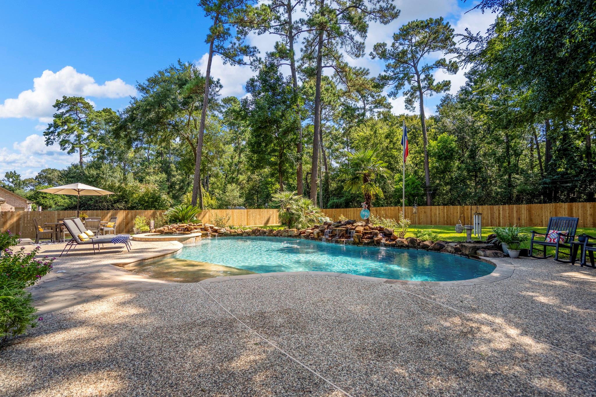 31414 Helen Lane
