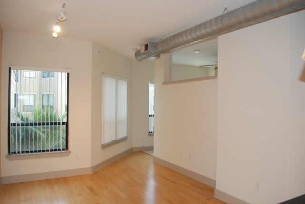 Photo of 1901 Post Oak Boulevard #3507, Houston, TX 77056 (MLS # 43423725)
