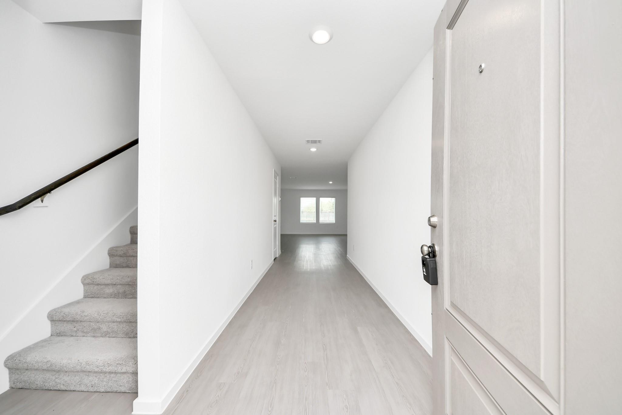 2943 Summer Breeze Way