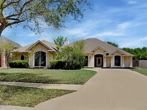 Photo of 17302 Lonesome Dove Trail, Houston, TX 77095 (MLS # 7454566)