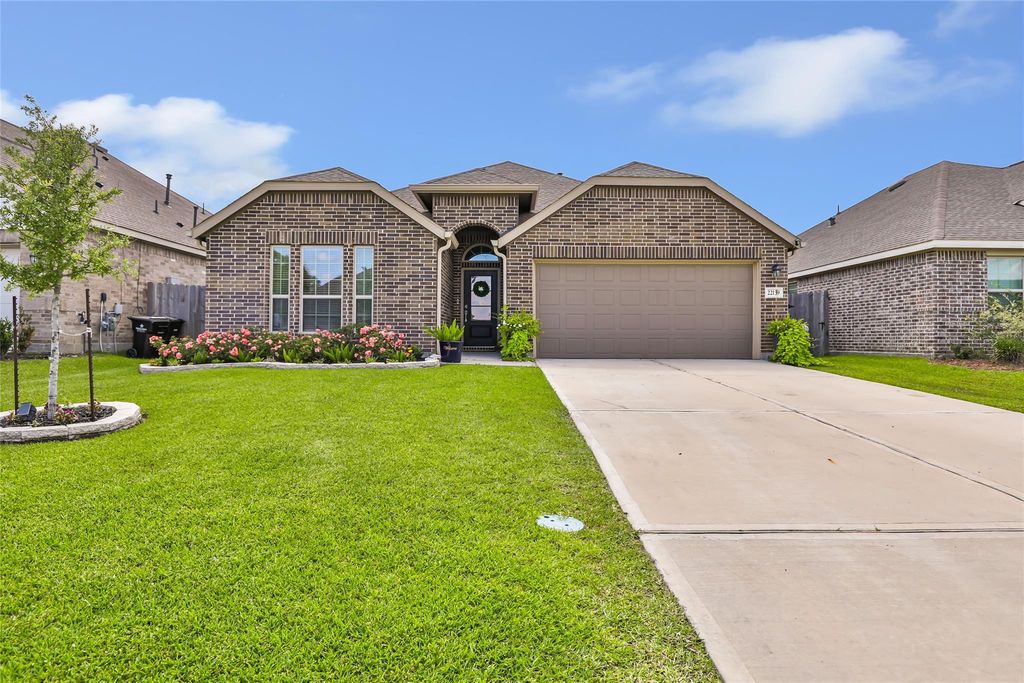 Photo of 22139 Juniper Crossing Drive, New Caney, TX 77357 (MLS # 20811521)