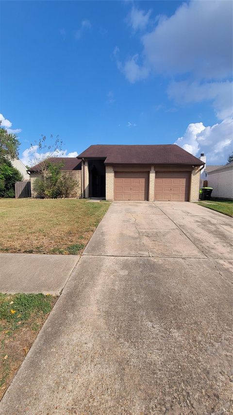 Photo of 1919 Long Barrel Lane, Sugar Land, TX 77489 (MLS # 92808552)
