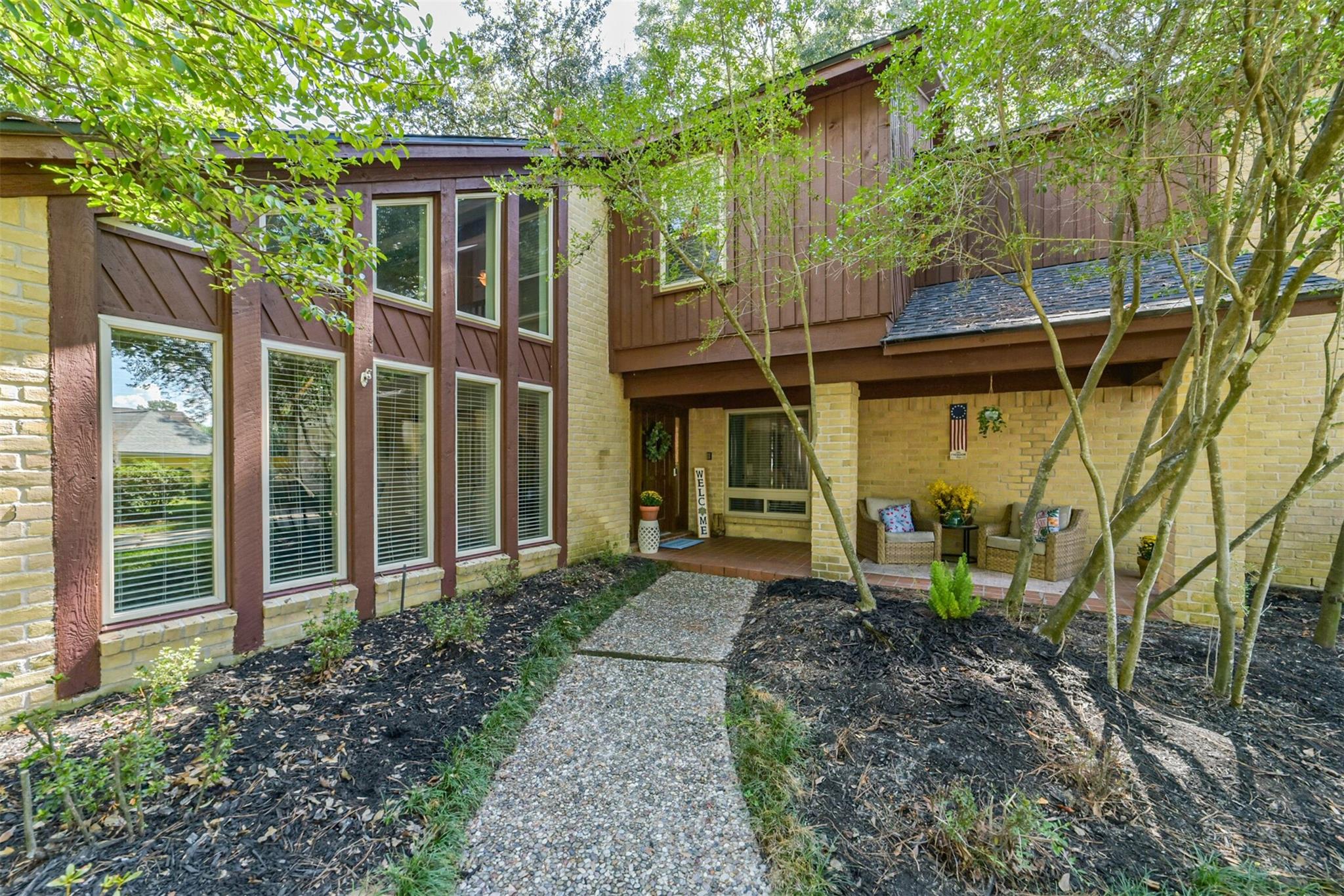 7618 Hurst Forest Drive