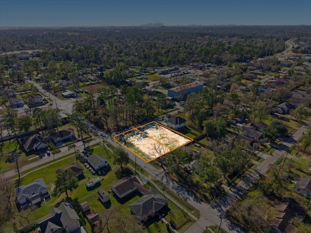 Photo of 8223 Hamlet Street, Houston, TX 77078 (MLS # 56577862)