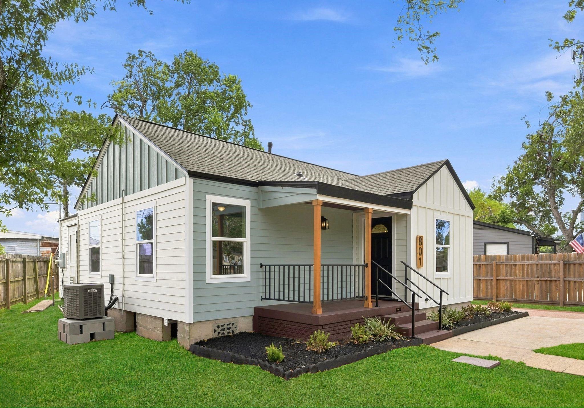 801 E Defee Avenue