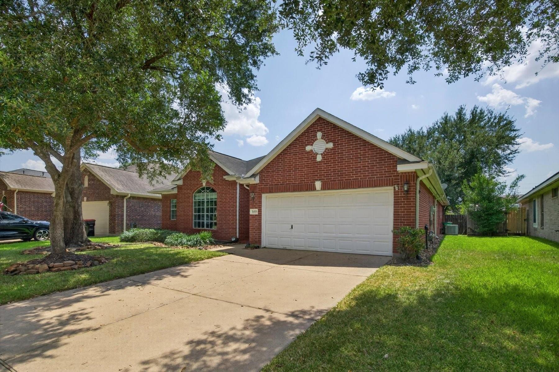21323 Pebble Pine Trail