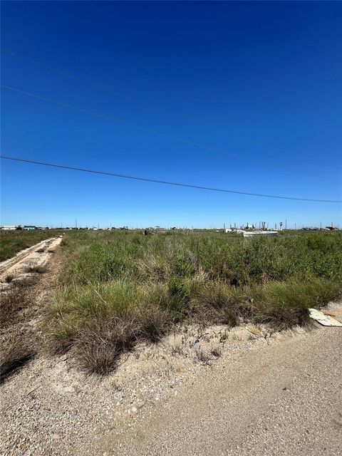 Photo of 283 Nautilus, Sargent, TX 77414 (MLS # 72417753) Photo of 283 Nautilus, Sargent, TX 77414 (MLS # 72417753)