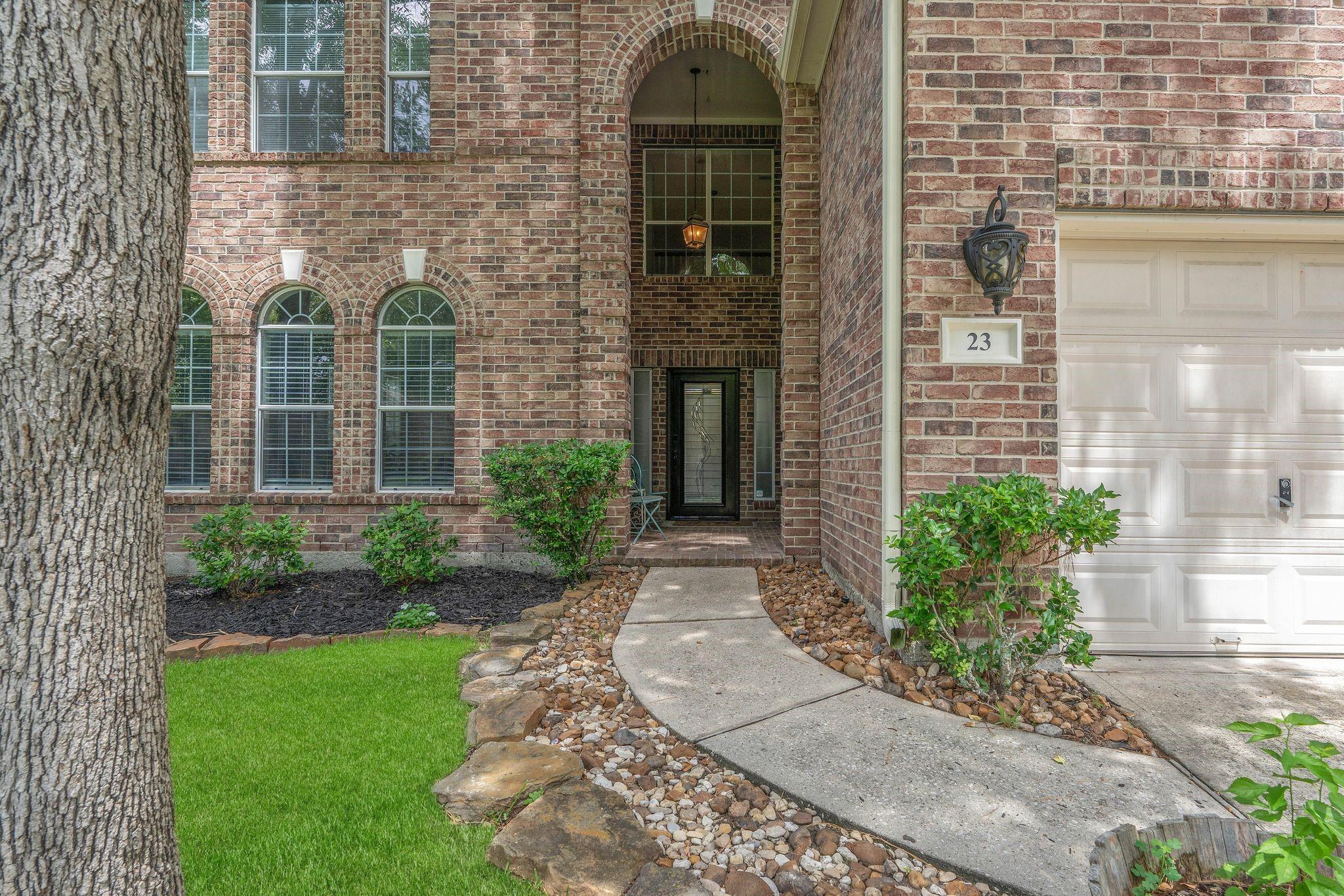 23 Murmuring Creek Place