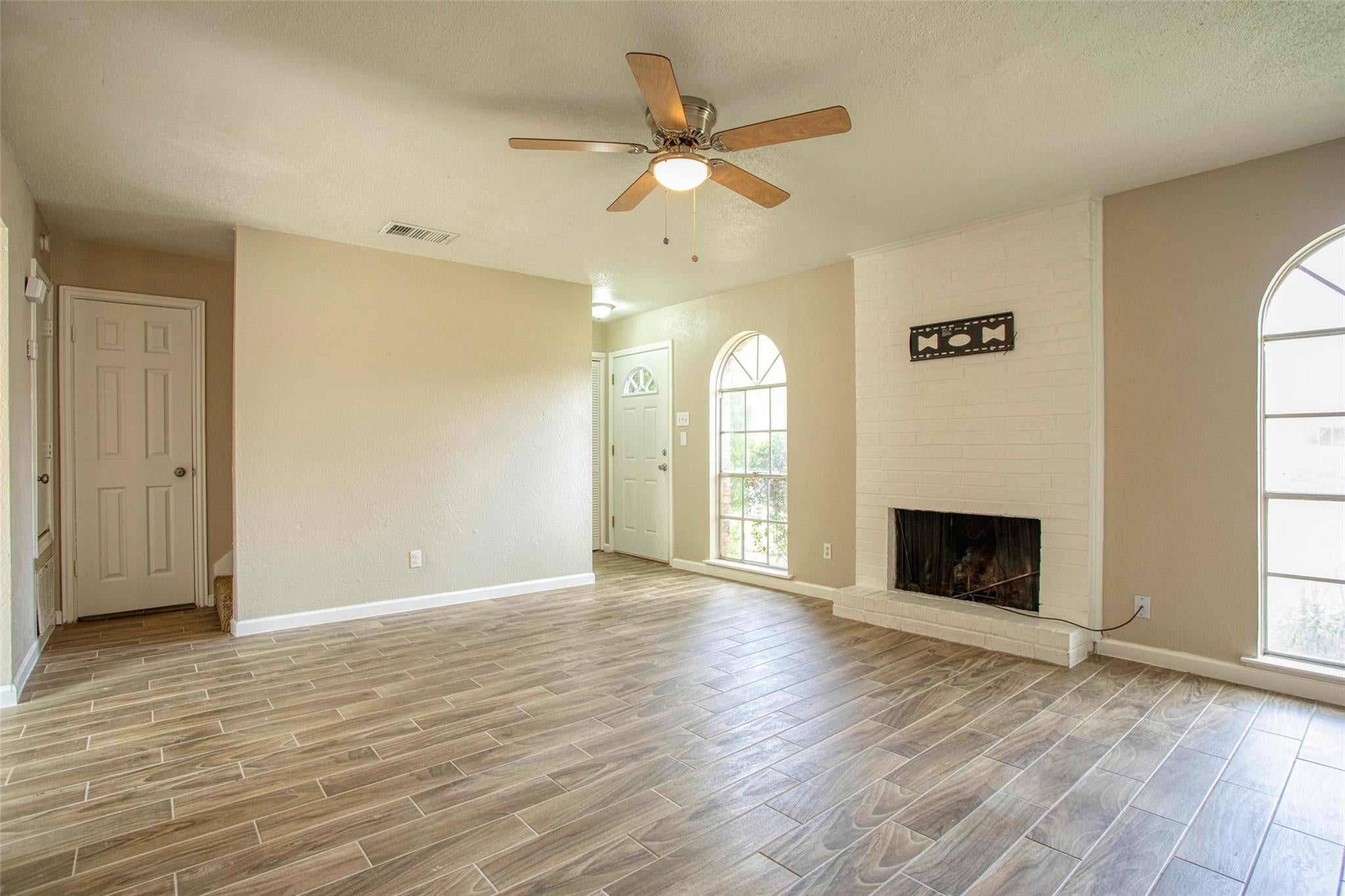 1556 Silverpines Road 556