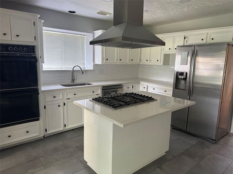 Photo of 1414 N Yegua River Cir Cir, Sugar Land, TX 77478 (MLS # 58281347) Photo of 1414 N Yegua River Cir Cir, Sugar Land, TX 77478 (MLS # 58281347)