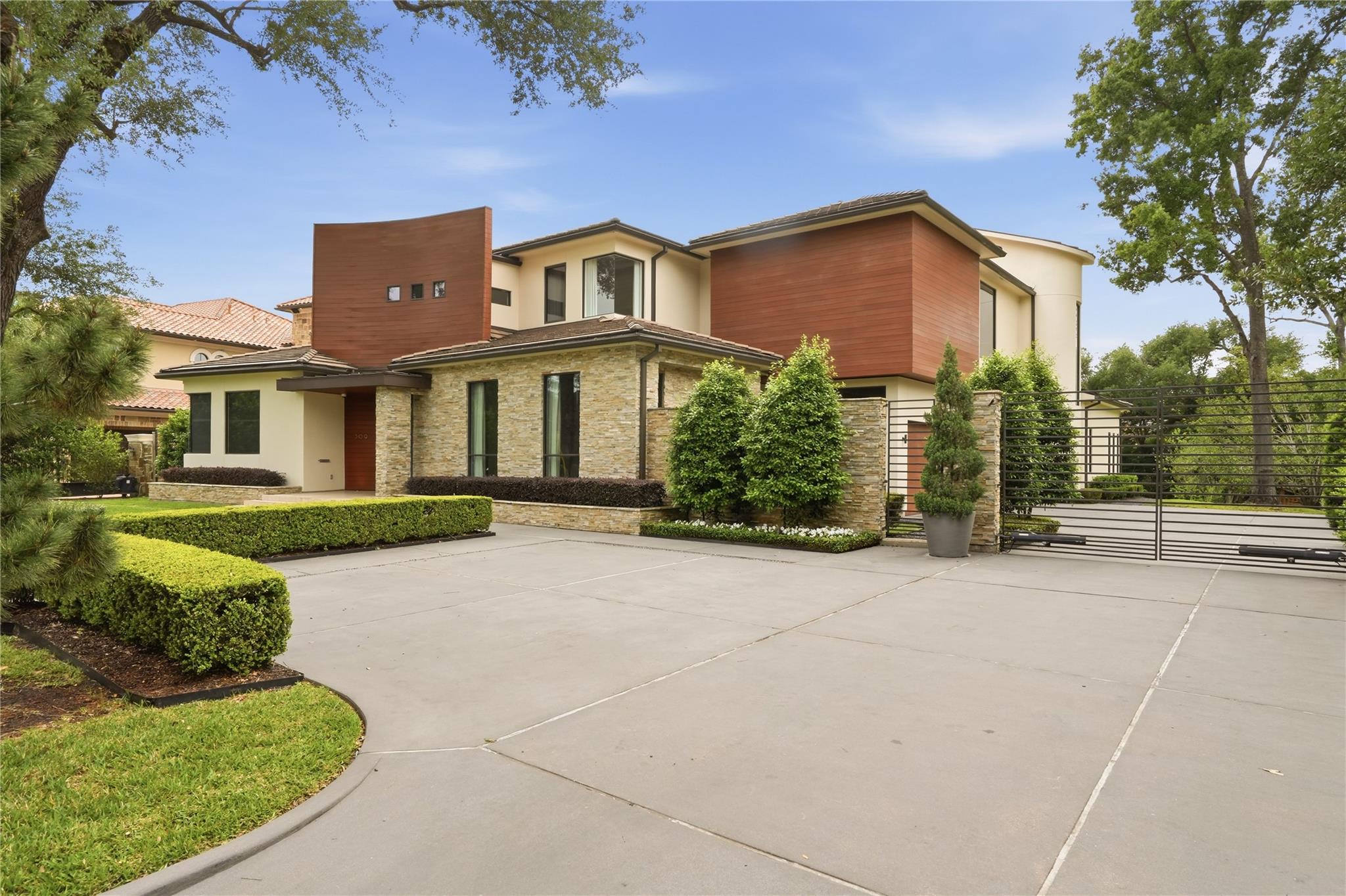309 Glenwood Drive