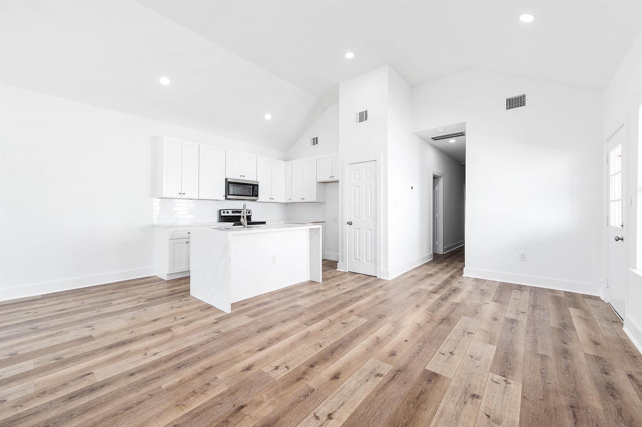 16982 W Hammon