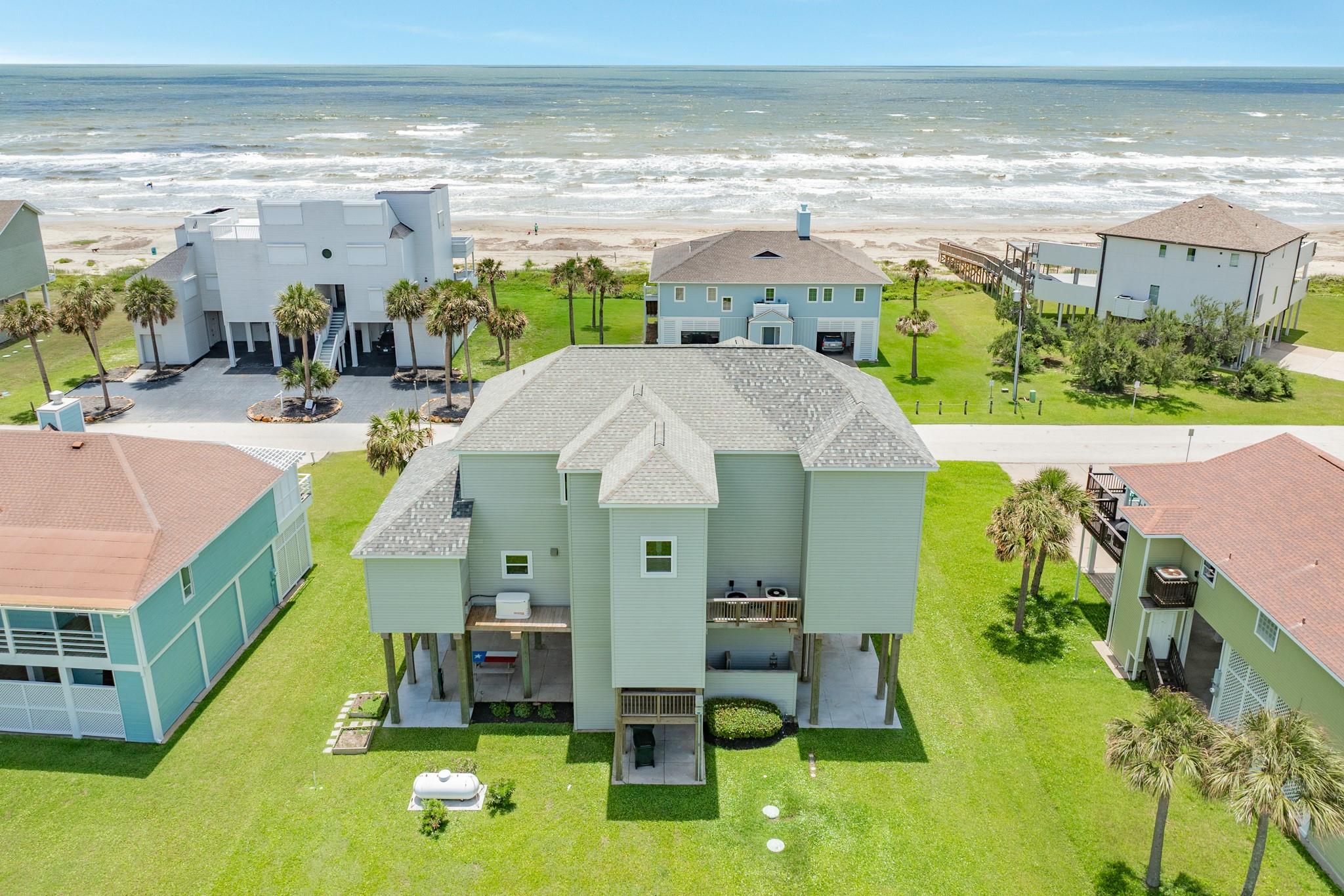 18502 E De Vaca
