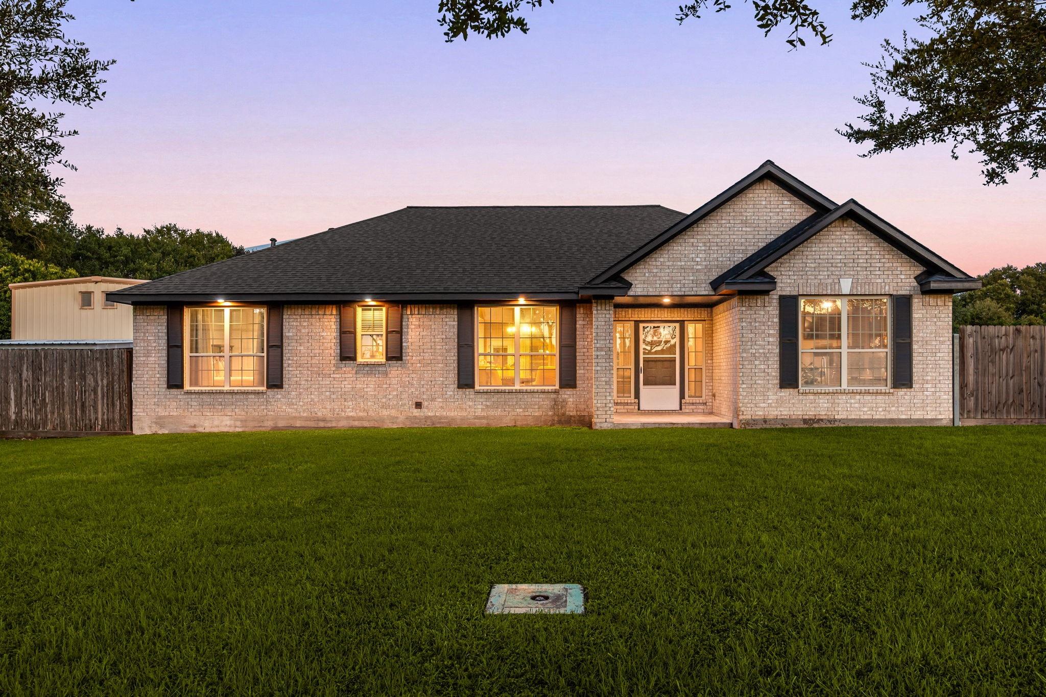 35129 Pontiac Drive