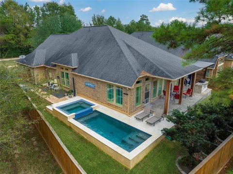 175 Forest Heights Lane Montgomery TX 77316