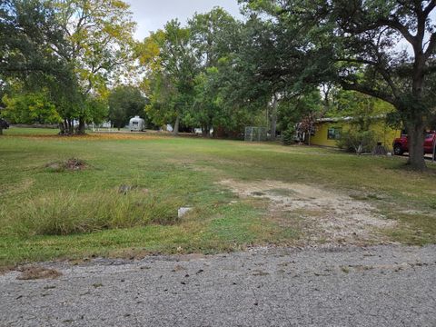 Photo of 4718 Louise Street, Pasadena, TX 77586 (MLS # 40842569)