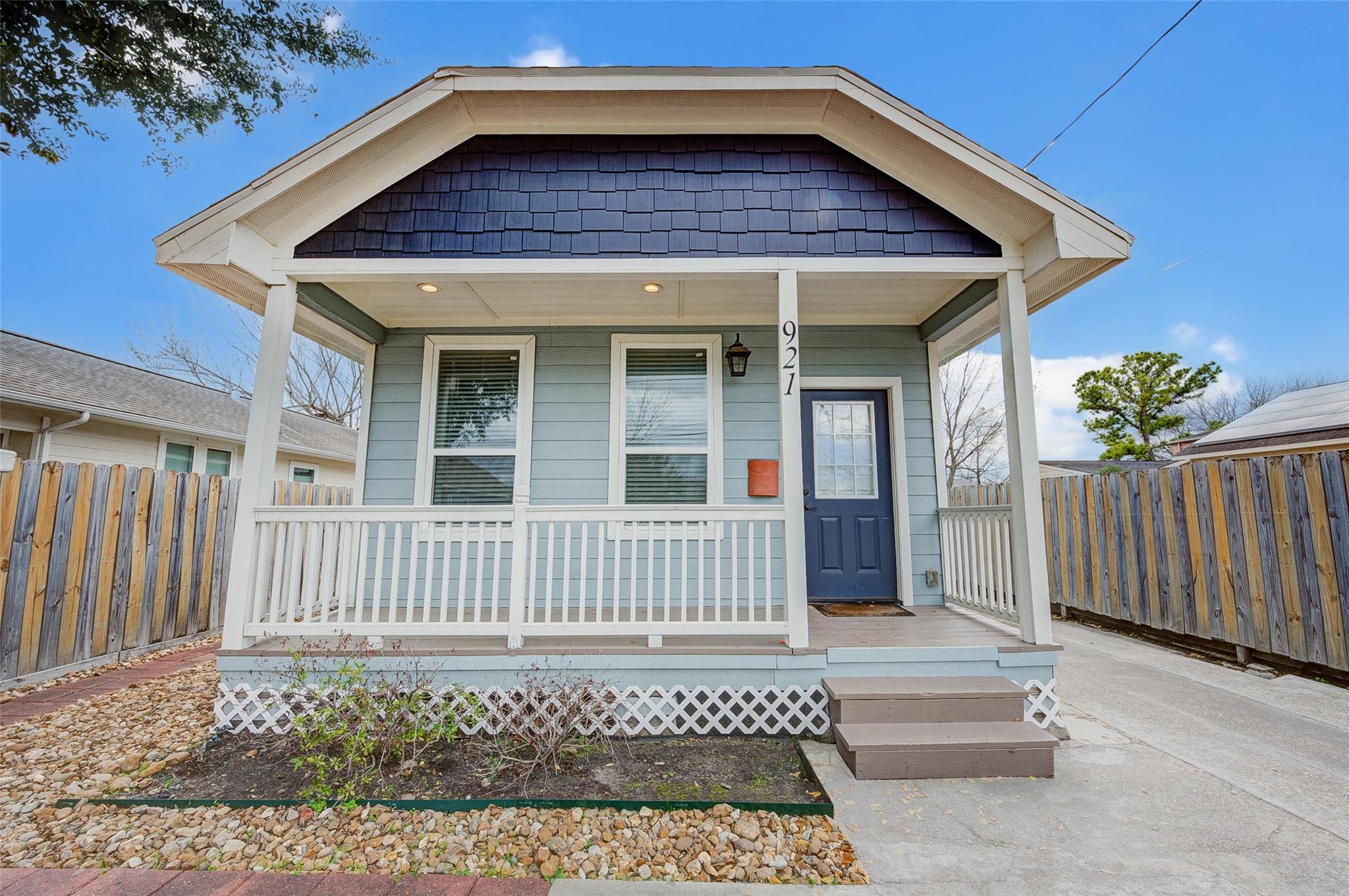 921 Kern Street