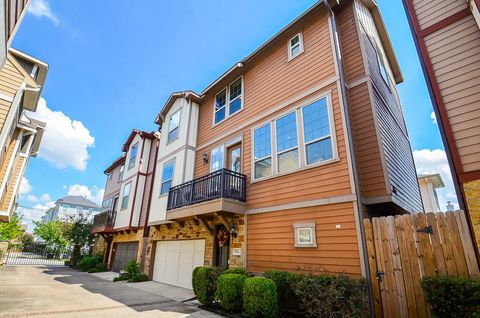 934 W 24th Street Houston TX 77008