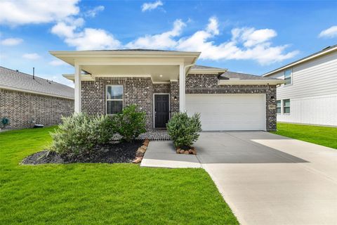 Photo of 510 Hidden Brook Drive, Baytown, TX 77523 (MLS # 48051282) Photo of 510 Hidden Brook Drive, Baytown, TX 77523 (MLS # 48051282)