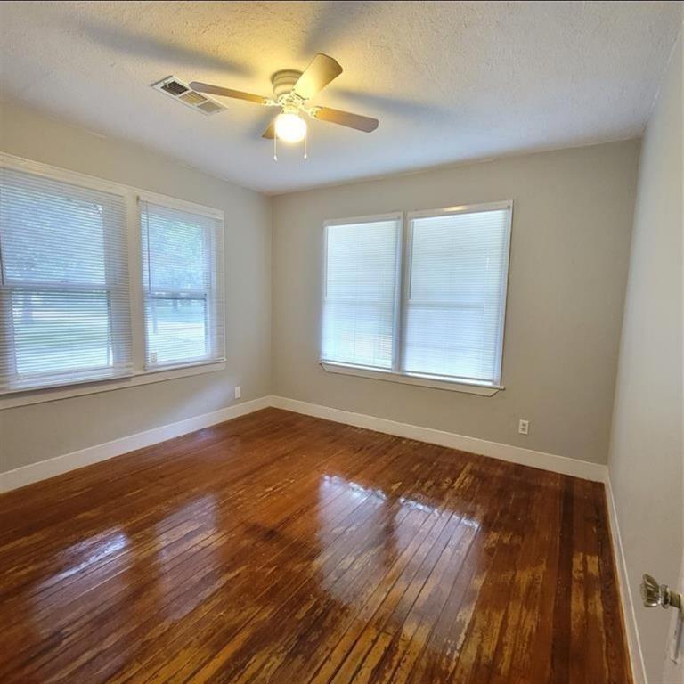 Photo of 522 Aron Street, Baytown, TX 77520 (MLS # 43206172)