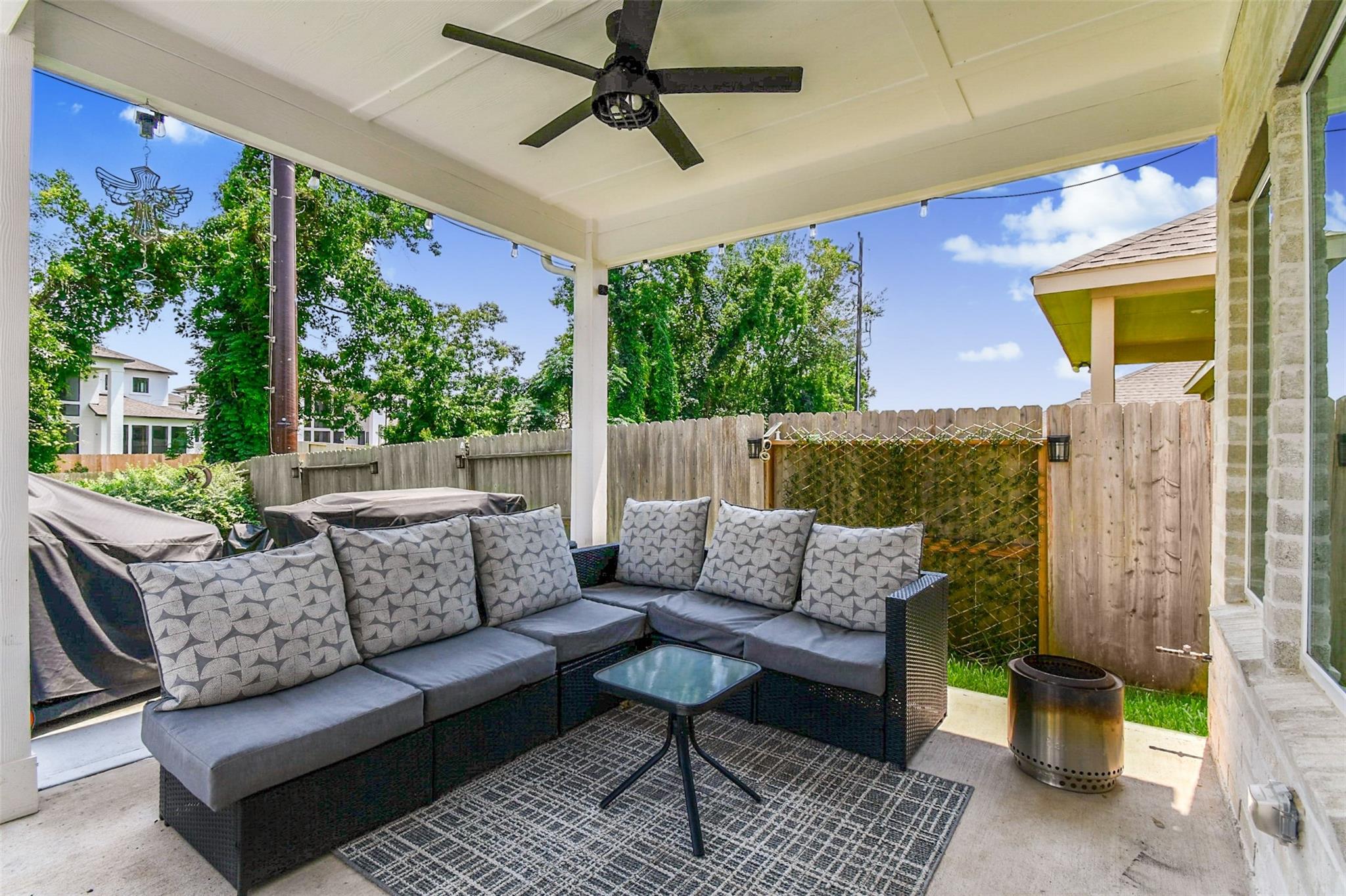 8922 Stanley Oak Drive