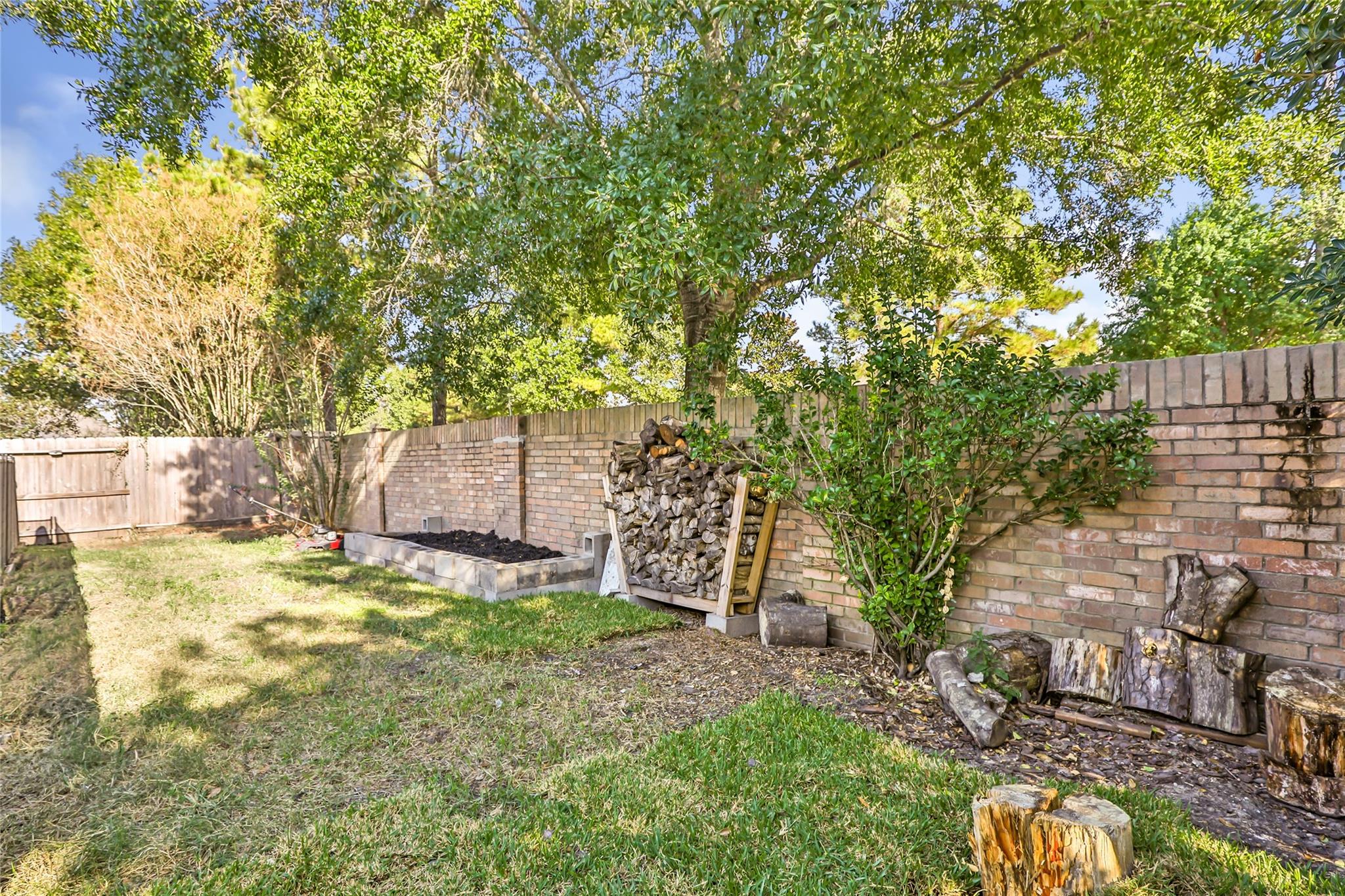 12106 Salt River Valley Lane