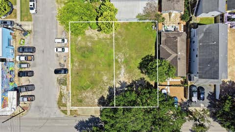 Photo of 1446 Yale Street, Houston, TX 77008 (MLS # 11105754)