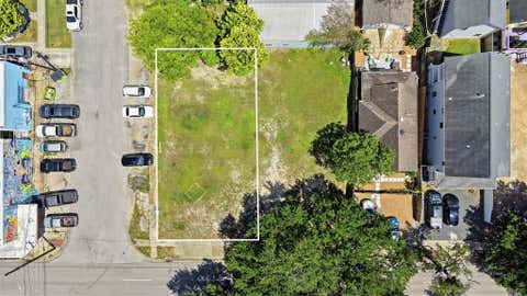 Tiny photo for 1446 Yale Street, Houston, TX 77008 (MLS # 11105754)