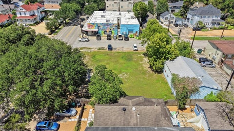 Tiny photo for 1446 Yale Street, Houston, TX 77008 (MLS # 11105754)