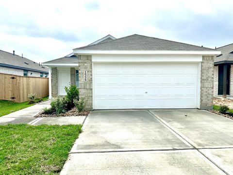 Photo of 16229 Bergara Bend Drive, Splendora, TX 77327 (MLS # 98707813)