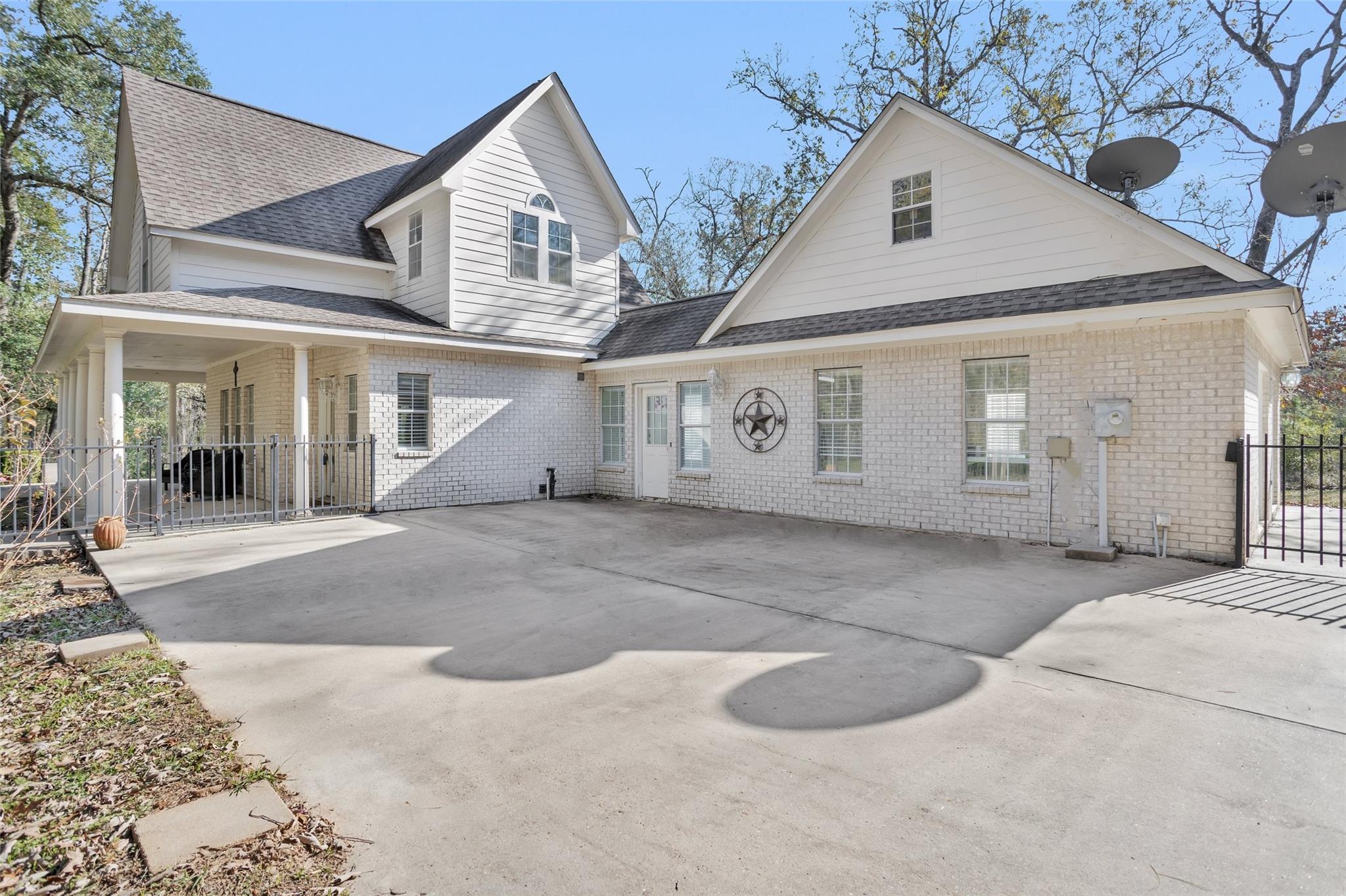 27789 Armadillo Road