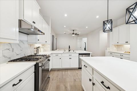 Photo of 10652 Wild Chives, Conroe, TX 77385 (MLS # 14009351)