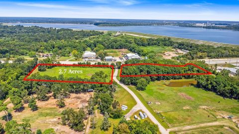 12595 Fm 1097 Road W Willis TX 77318