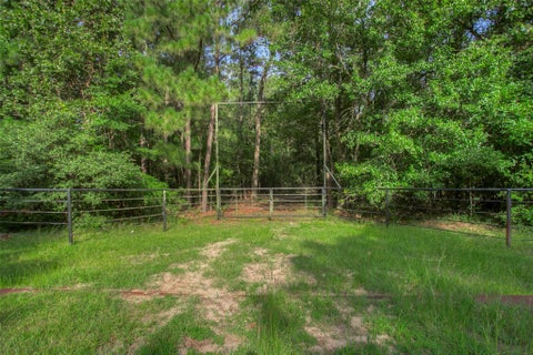 Vacant Land For Sale - TBD Dahlia Road<br/> Walker County, Huntsville, TX 77320