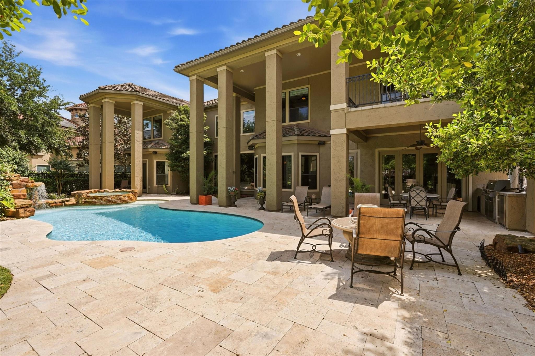 Sugar Land, Texas, 77479, United States, 5 Bedrooms Bedrooms, ,5 BathroomsBathrooms,Residential,Active,2042675