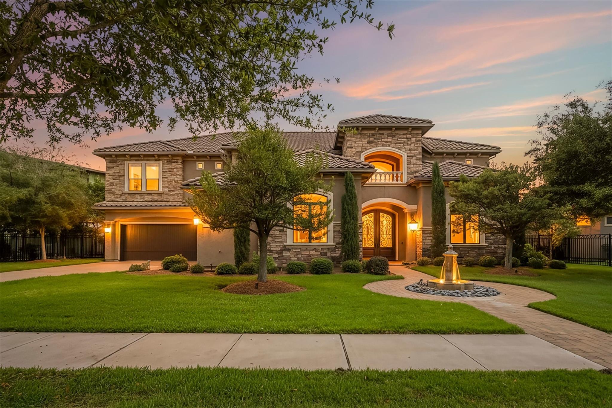 19 Miramar Heights Circle