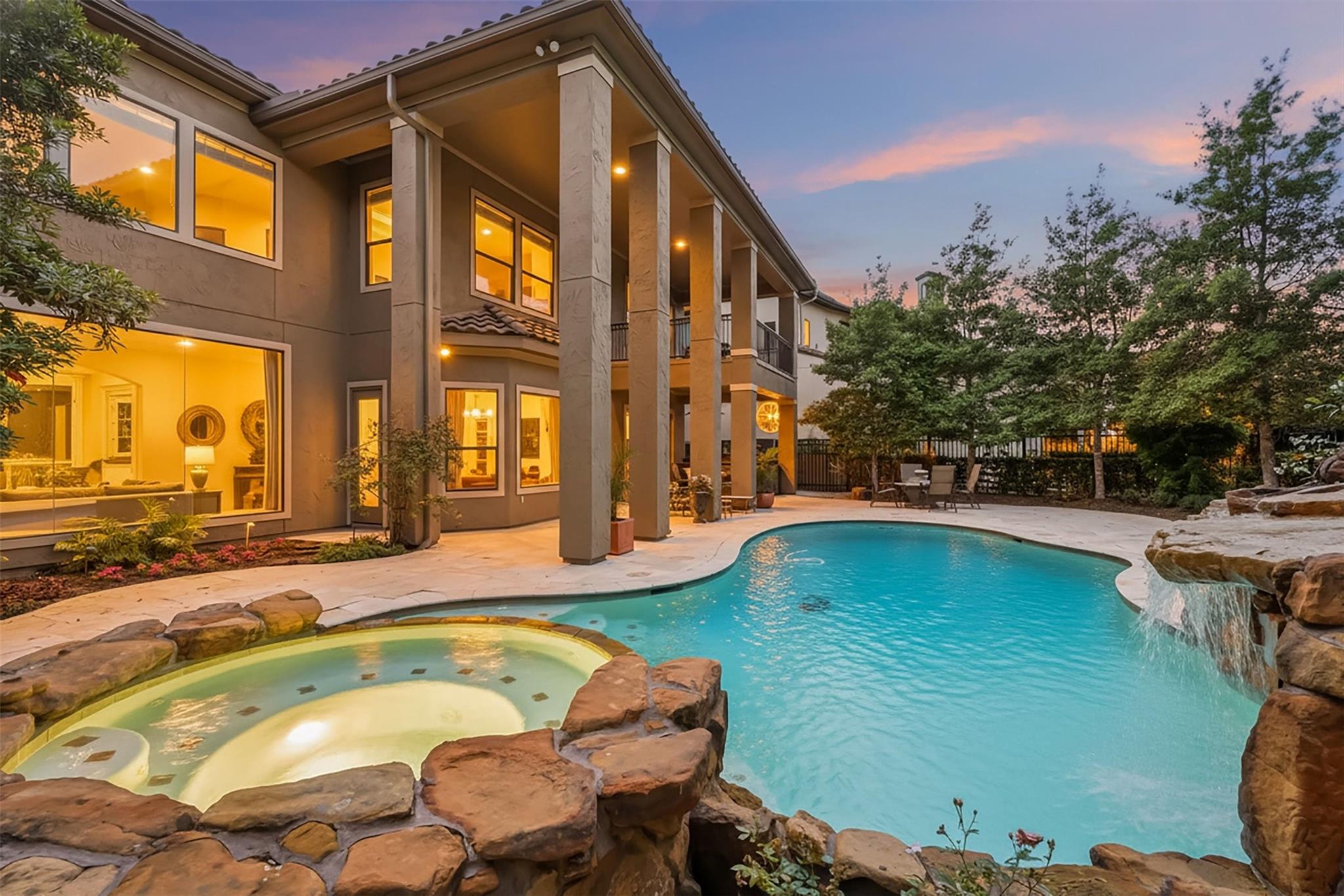 19 Miramar Heights Circle