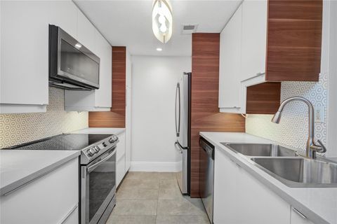 Tiny photo for 5711 Sugar Hill Drive #35, Houston, TX 77057 (MLS # 86157872)