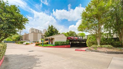 Tiny photo for 5711 Sugar Hill Drive #35, Houston, TX 77057 (MLS # 86157872)