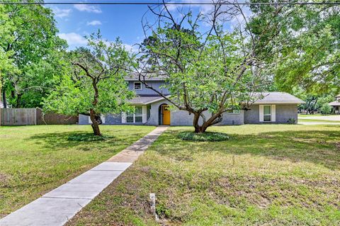 Photo of 1202 Lemm Road 2, Spring, TX 77373 (MLS # 94534061)