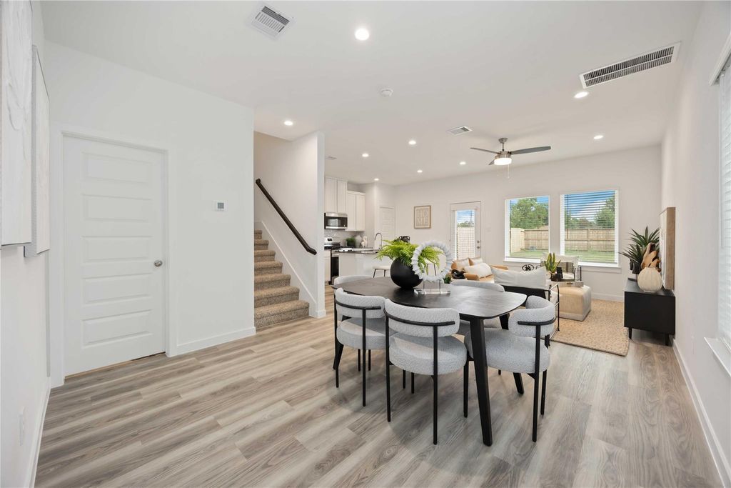 Photo of 10204 Penryn Forest Trail, Houston, TX 77051 (MLS # 51152310)