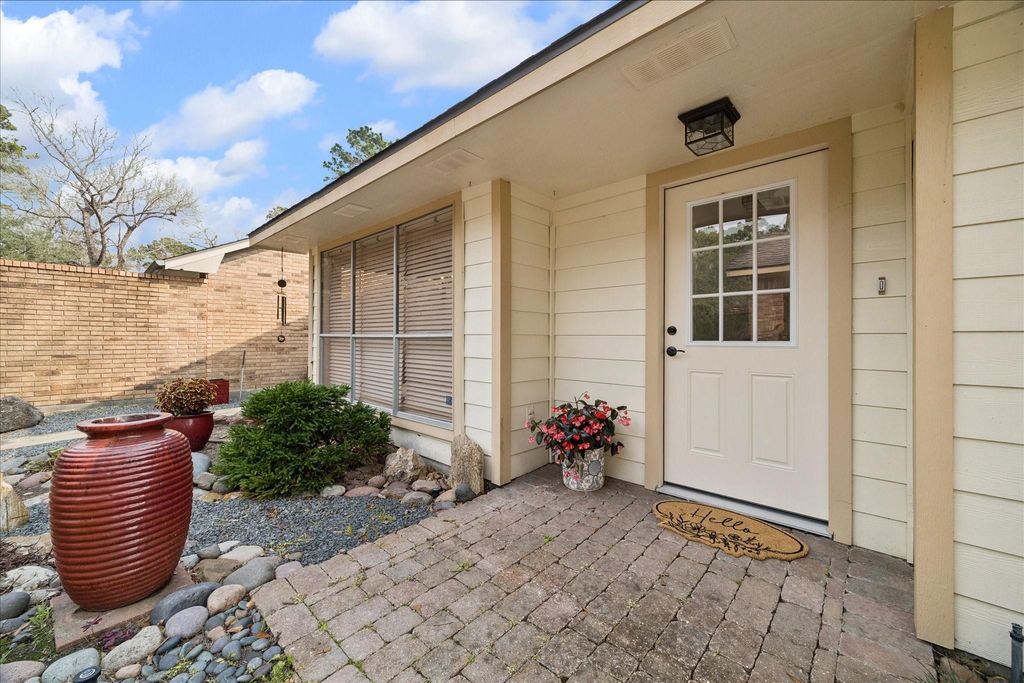 Photo of 4314 Pinewood Park Drive, Houston, TX 77345 (MLS # 14027639)