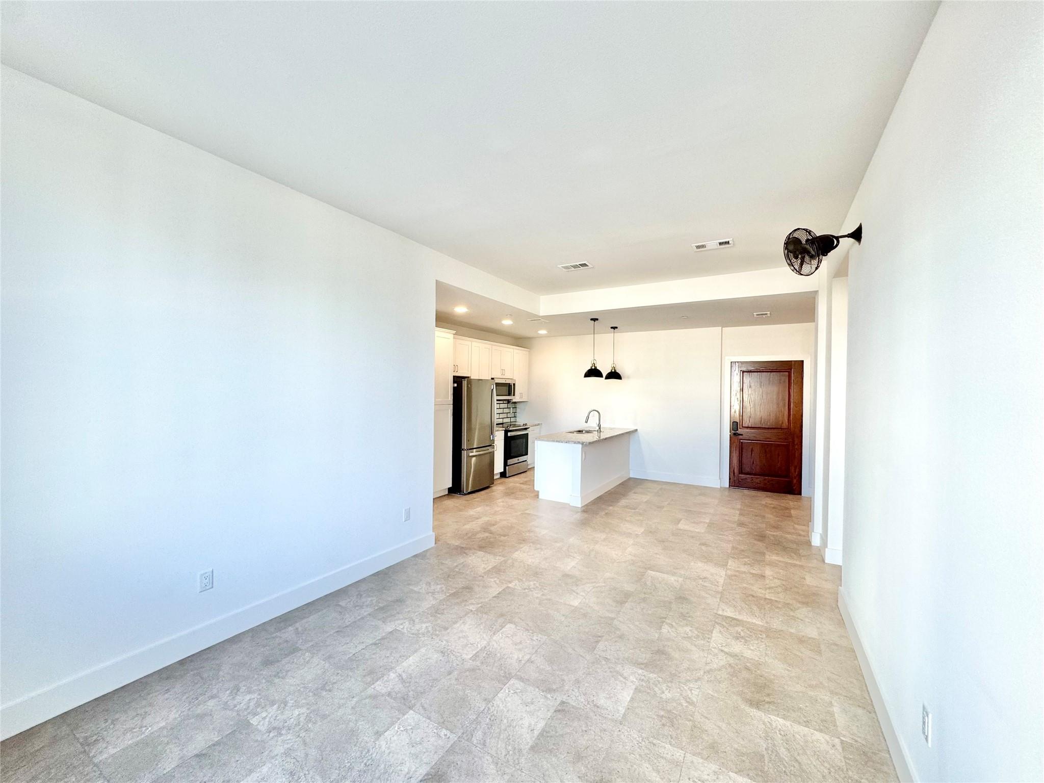2102 Mechanic Street 204
