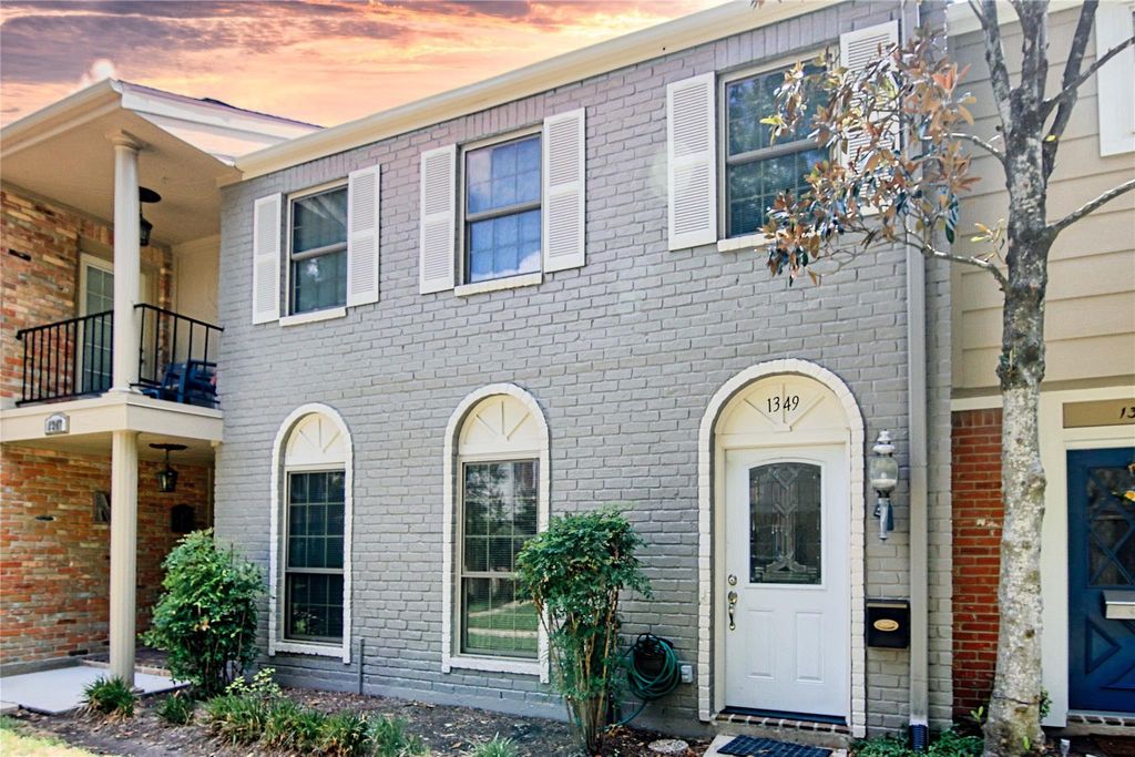 Photo of 1349 Country Place Drive, Houston, TX 77079 (MLS # 92176999)