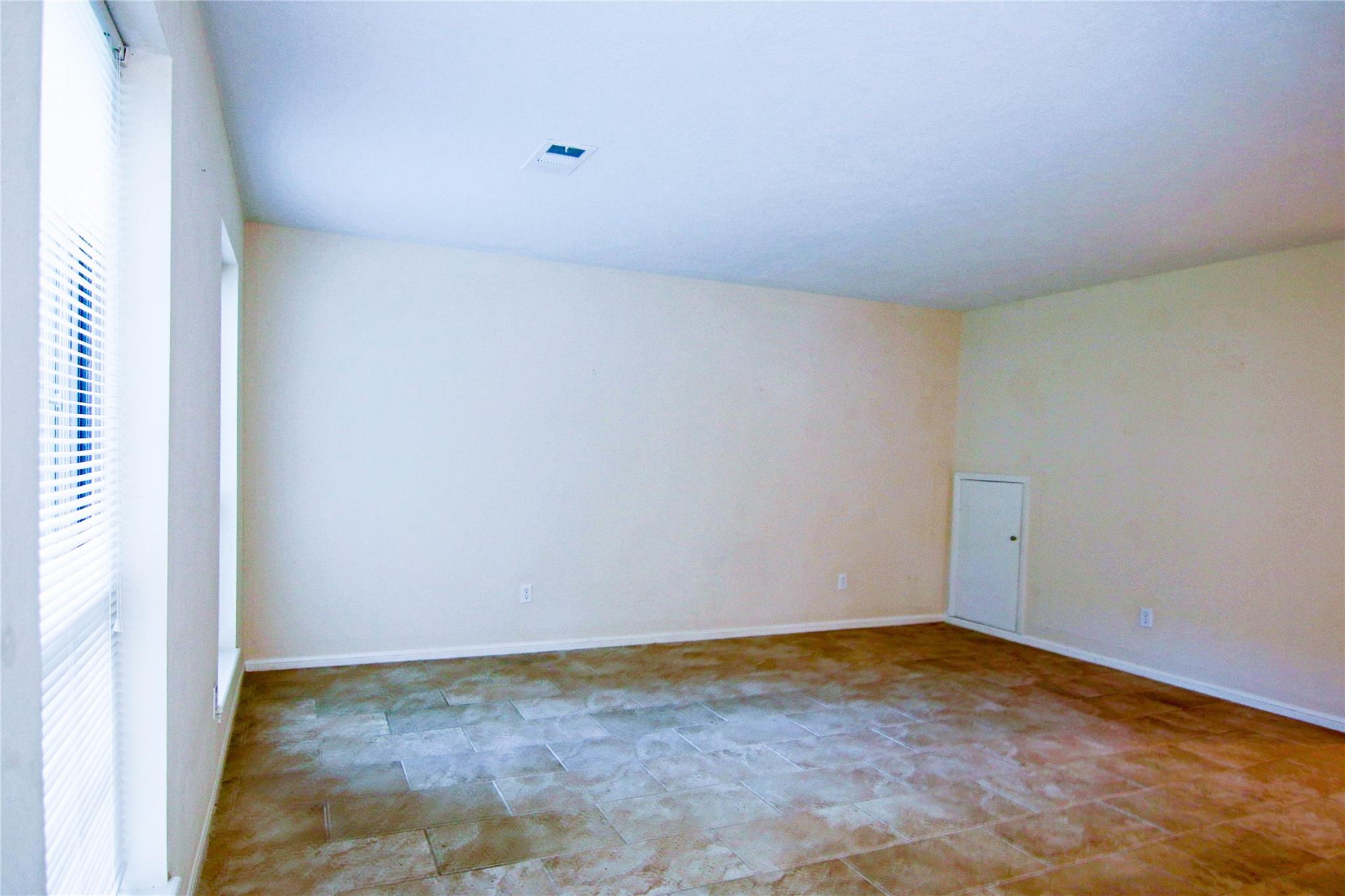 1349 Country Place Drive 103