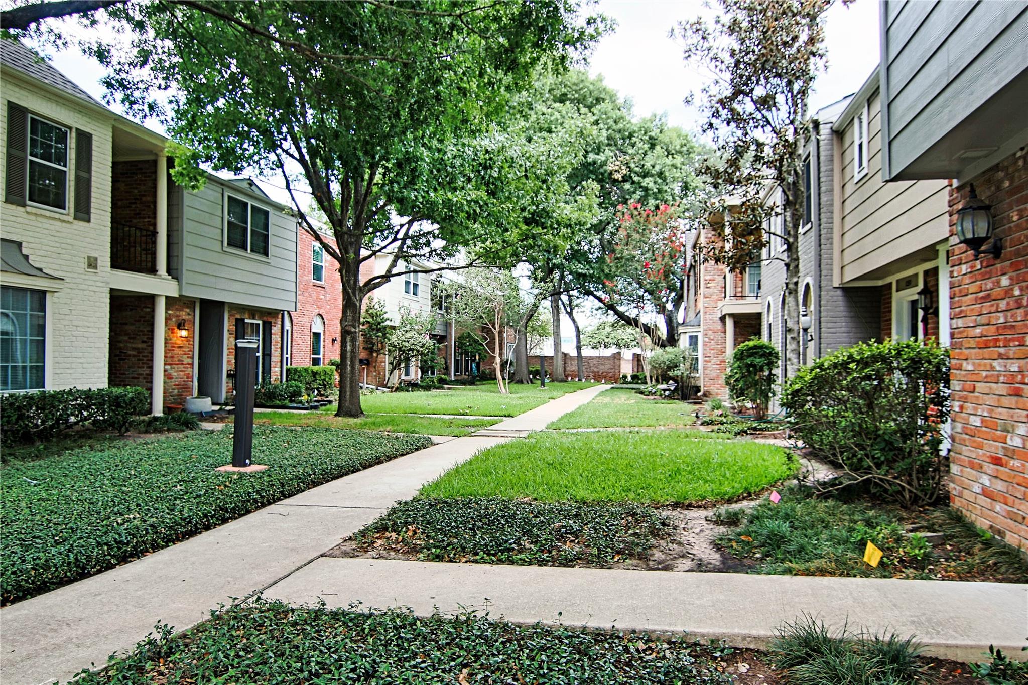 1349 Country Place Drive 103