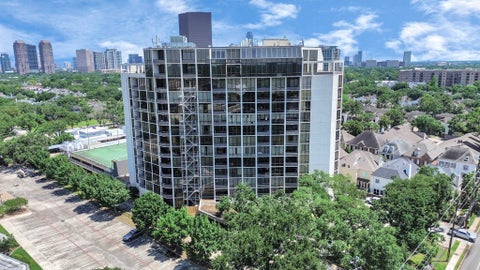 Photo of 1111 Bering Drive #202, Houston, TX 77057 (MLS # 50841491)