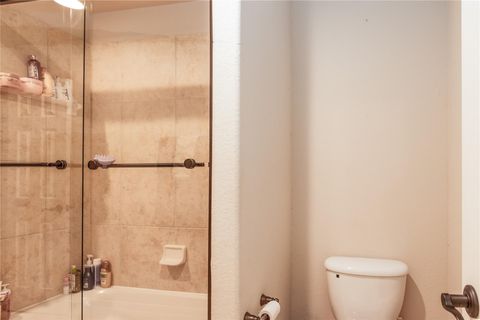 Tiny photo for 5 Sagestone, Houston, TX 77304 (MLS # 25994915)