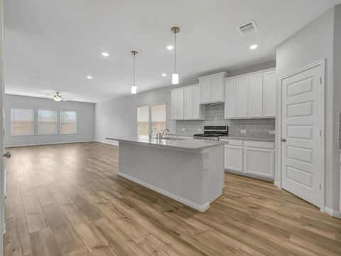 Photo of 17878 Stone Terrace Lane, Montgomery, TX 77316 (MLS # 98795260)