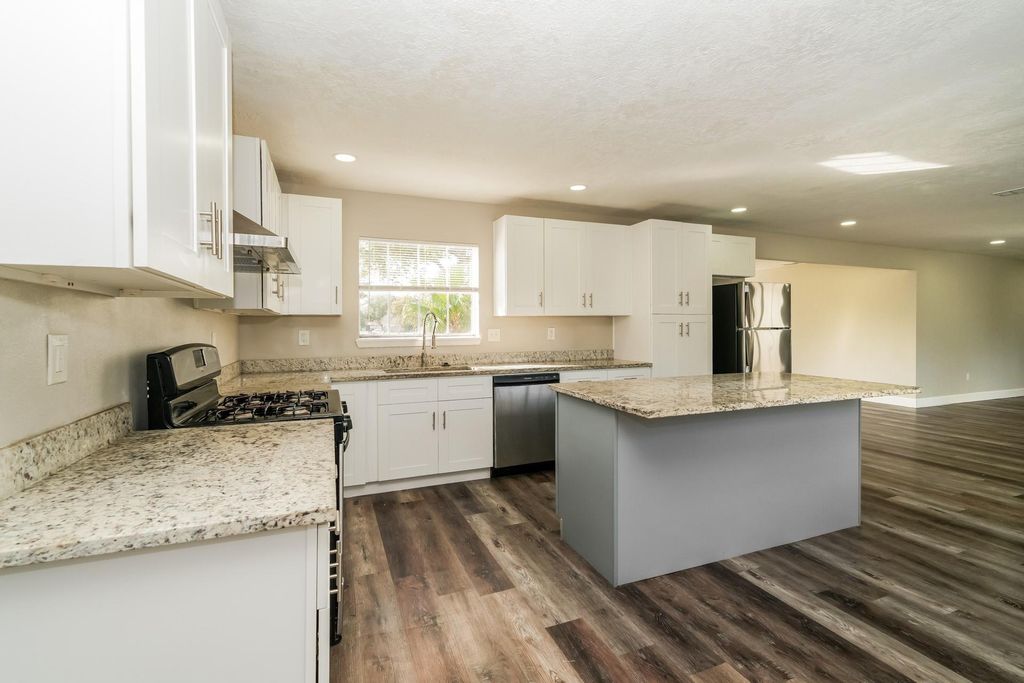 Photo of 5100 Goose Creek Drive, Baytown, TX 77521 (MLS # 97722037)